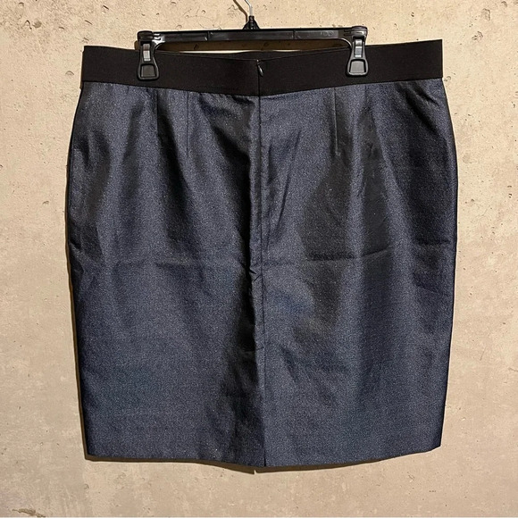 Ann Taylor LOFT Short Skirt Blue Metallic Shimmery Size 16 - Picture 3 of 10